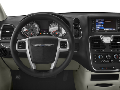 2016 Chrysler Town and Country Touring