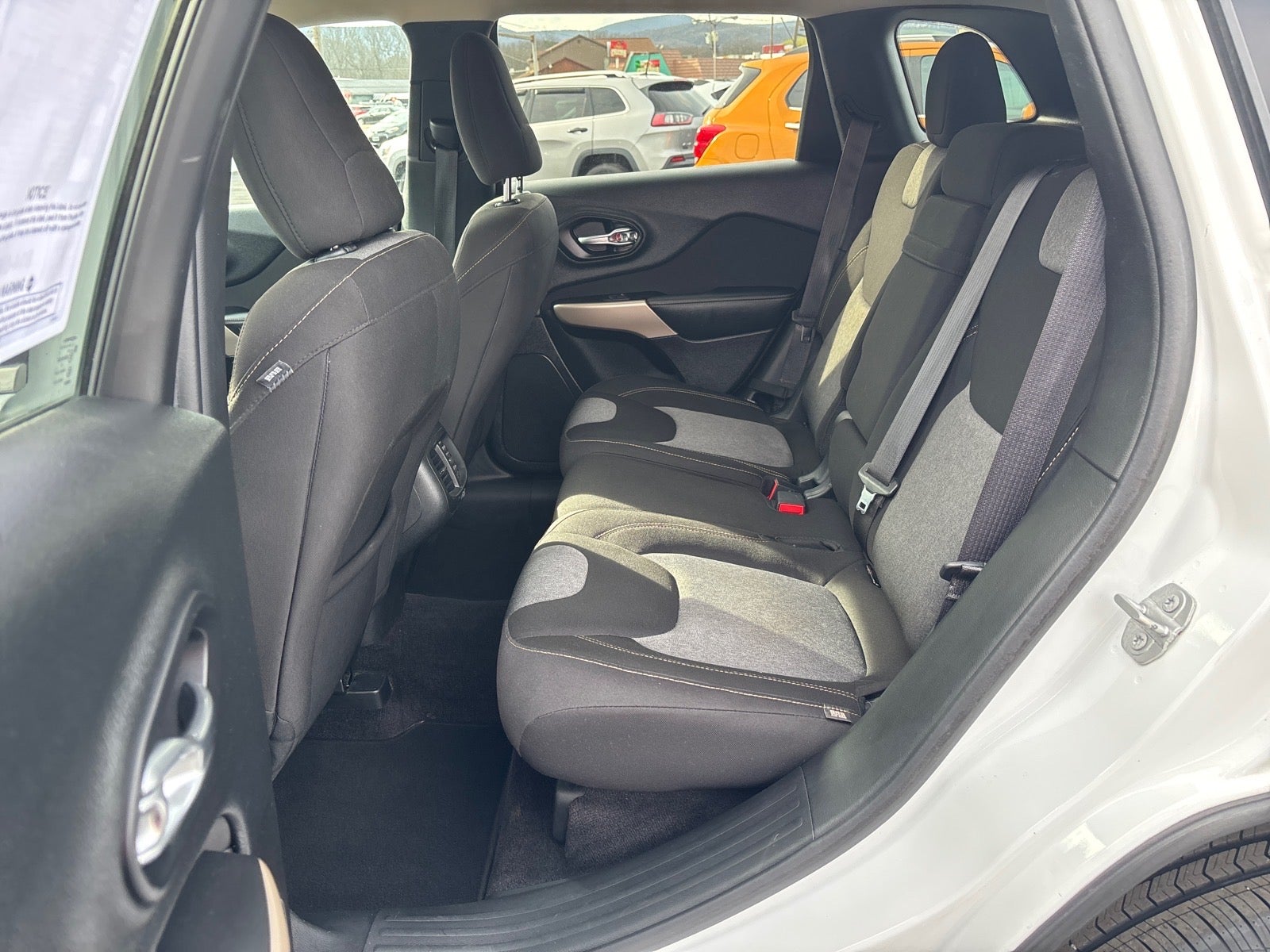 2018 Jeep Cherokee Latitude