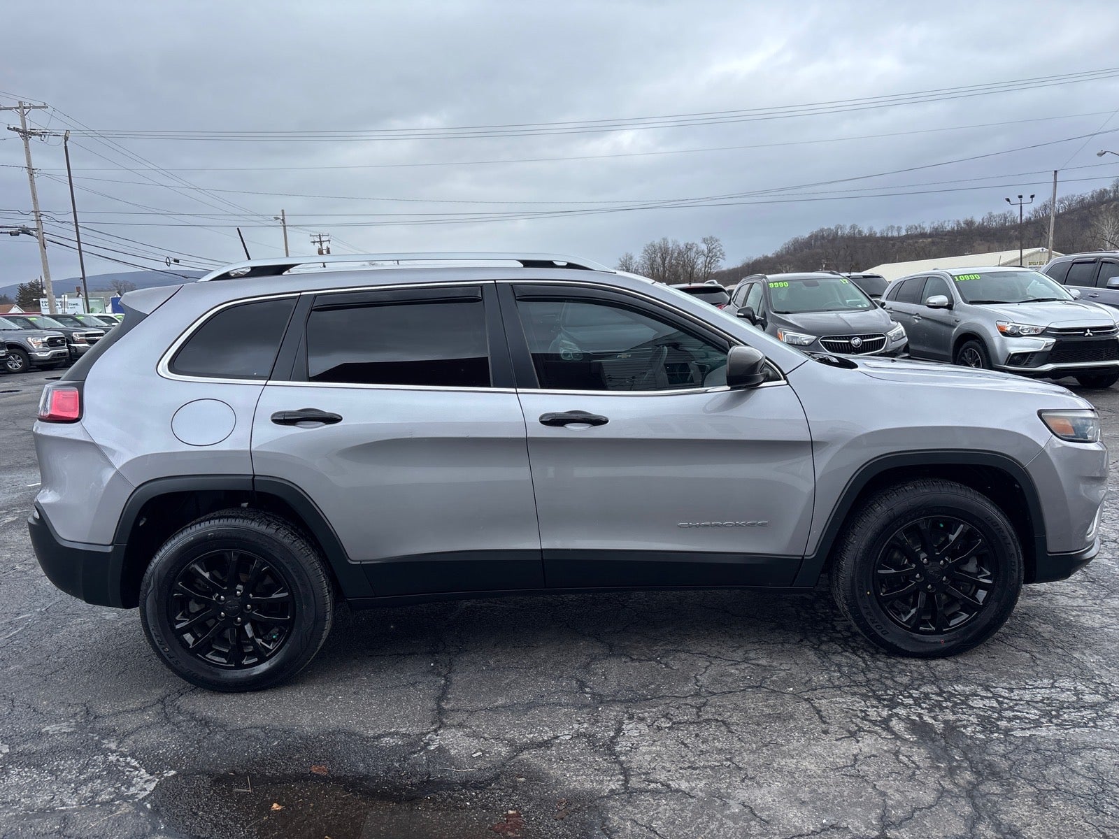 2019 Jeep Cherokee Latitude