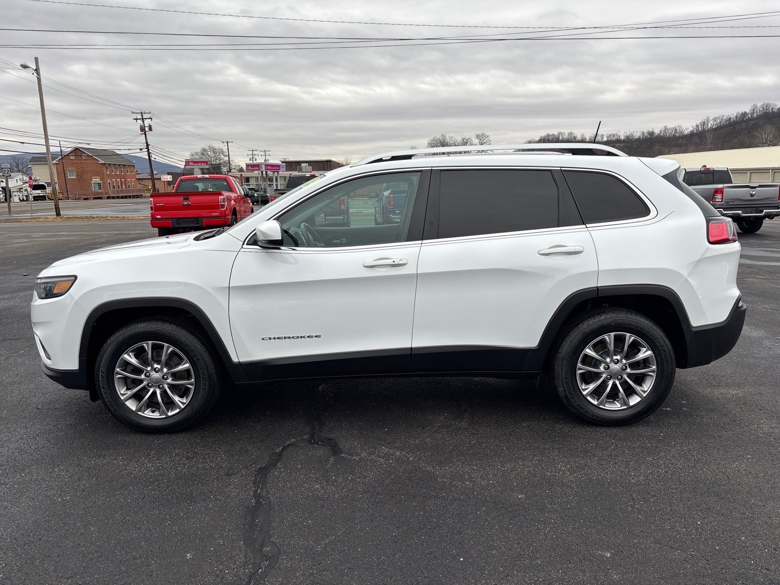 2019 Jeep Cherokee Latitude Plus