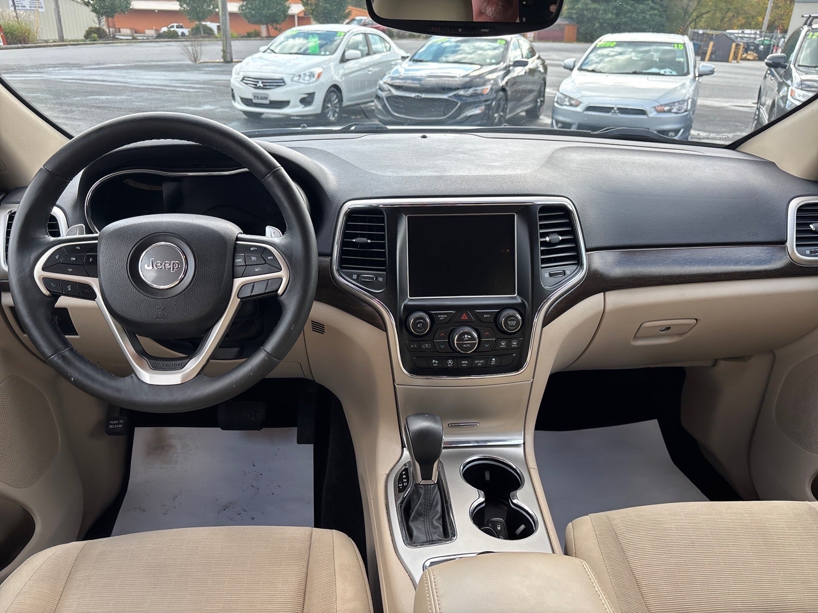 2017 Jeep Grand Cherokee Laredo
