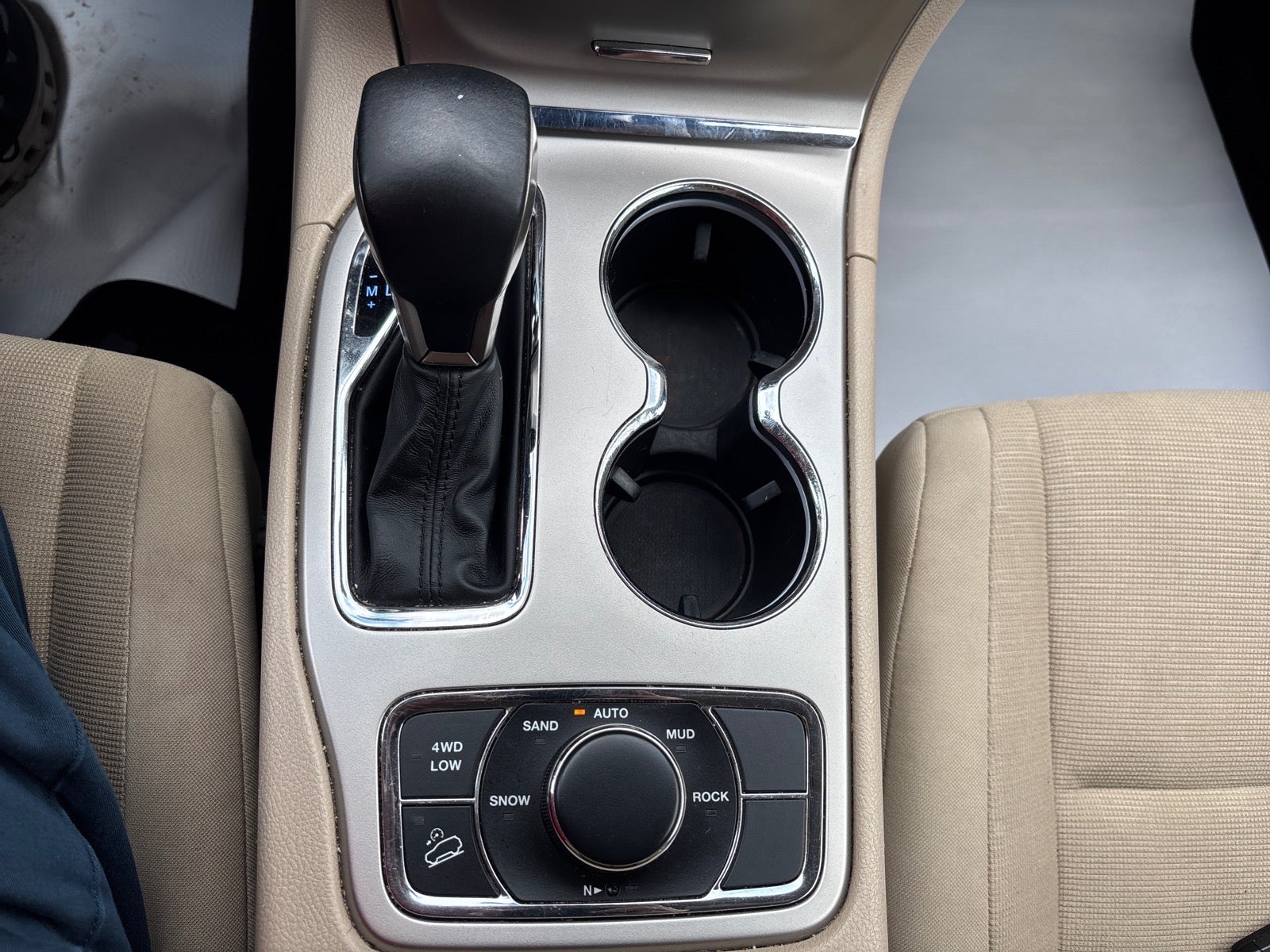 2017 Jeep Grand Cherokee Laredo
