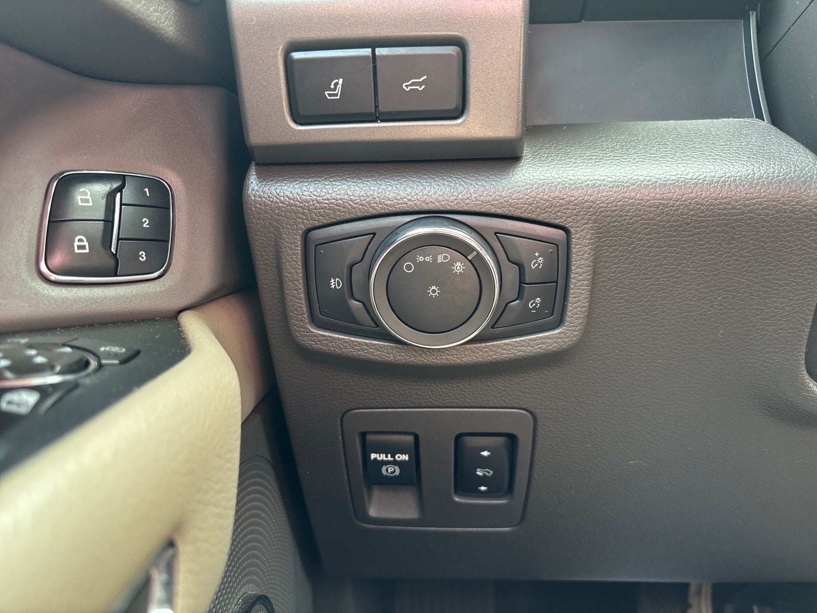 2018 Ford Expedition MAX XLT