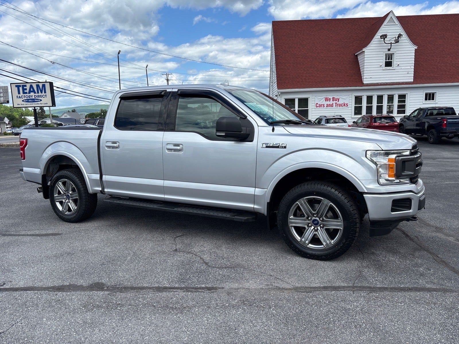 2018 Ford F-150 XLT 4x4 SuperCrew 145 in's photo