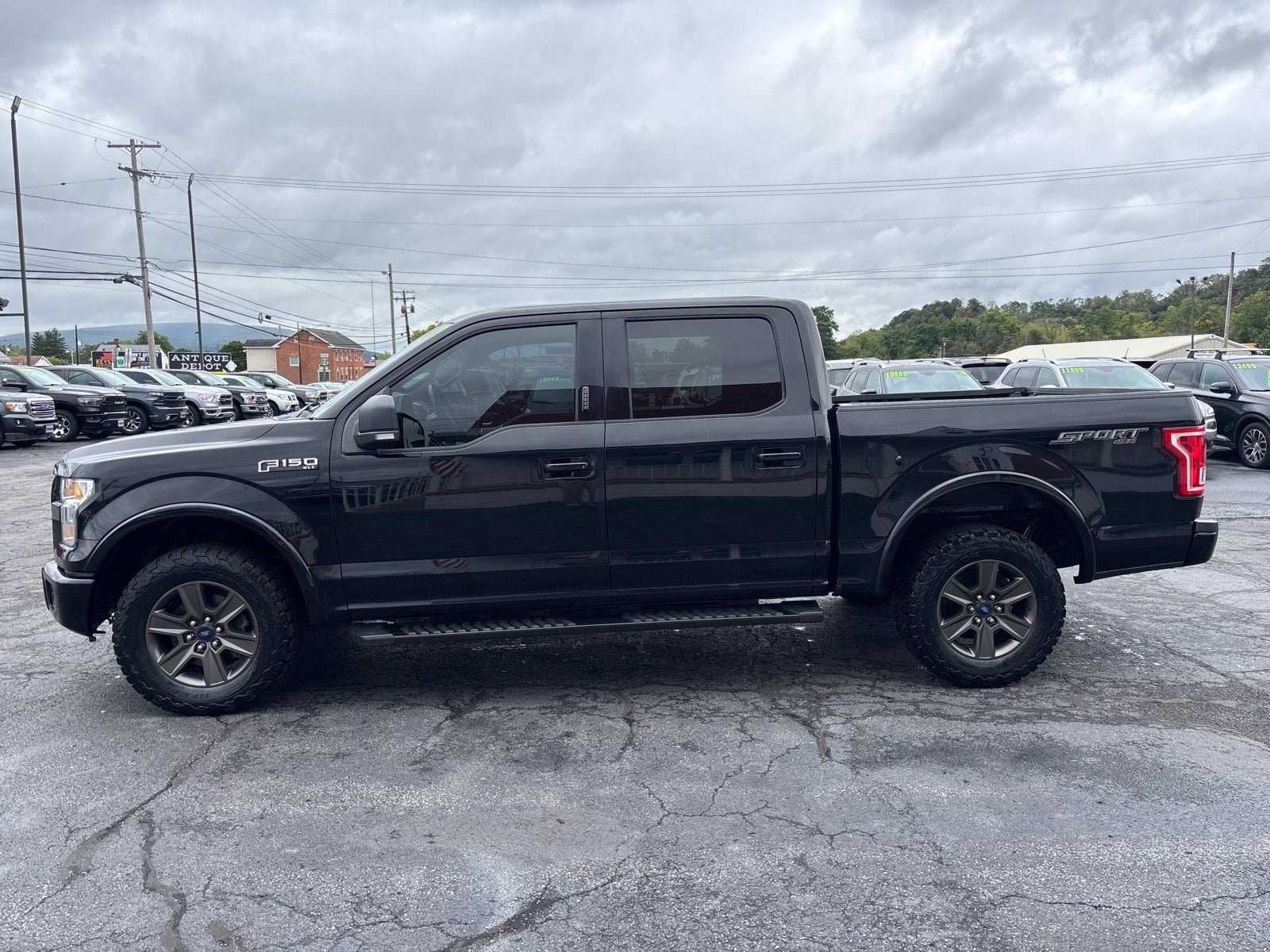 2017 Ford F-150 XLT