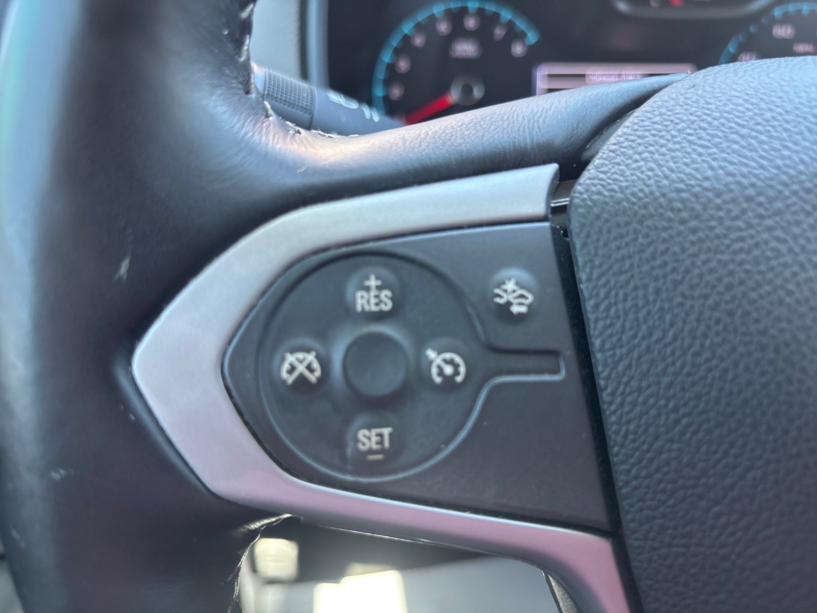 2017 Chevrolet Colorado LT