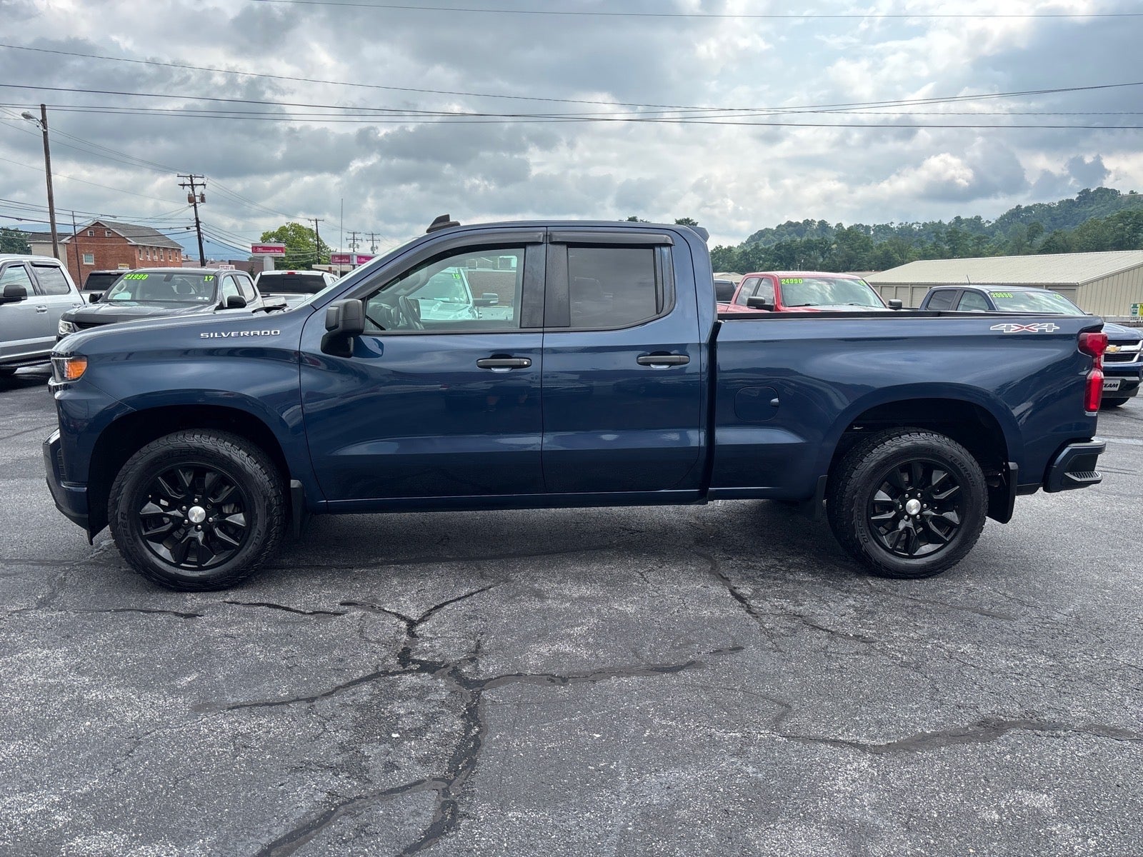 2020 Chevrolet Silverado 1500 Custom