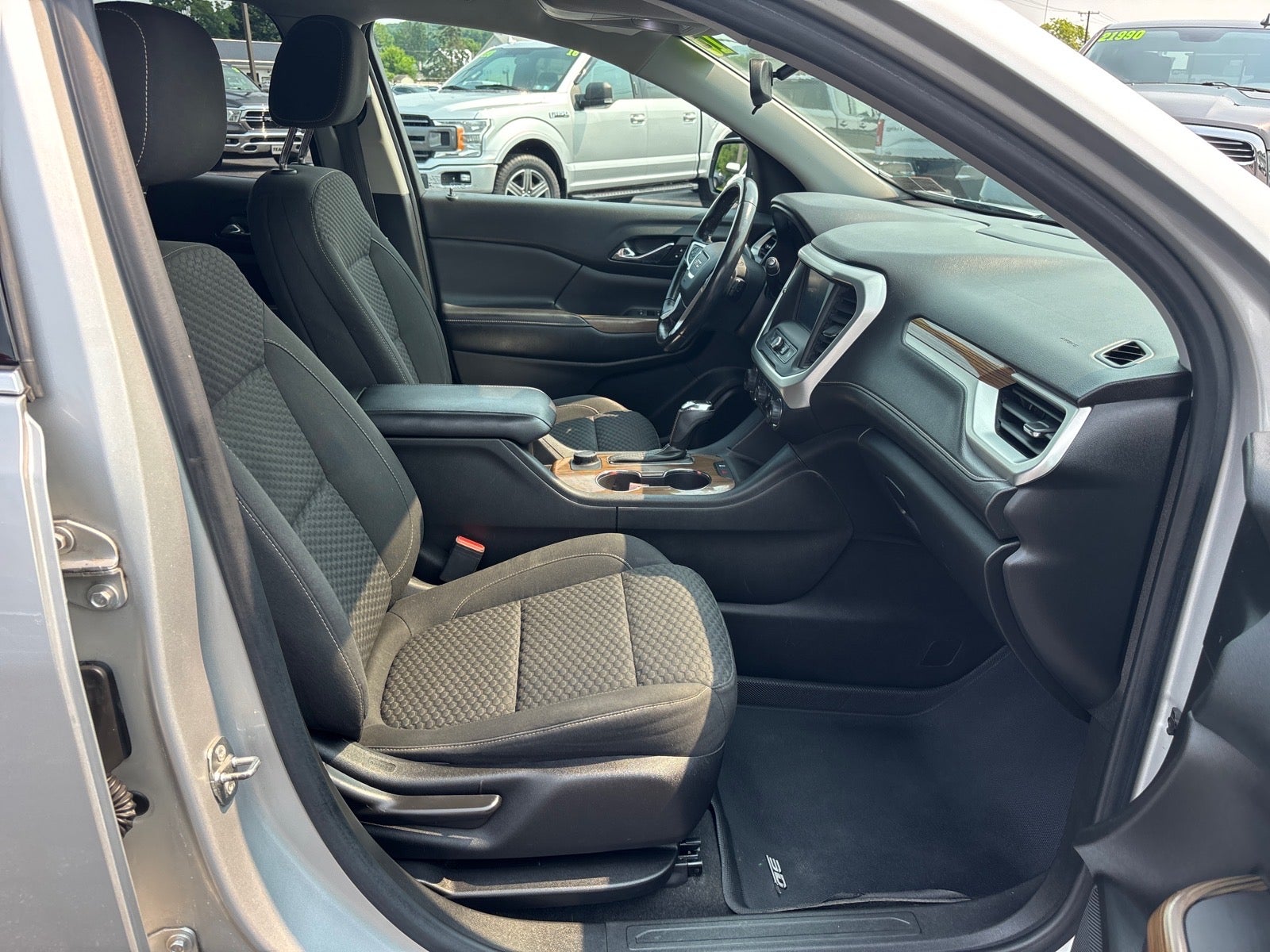 2018 GMC Acadia SLE-1
