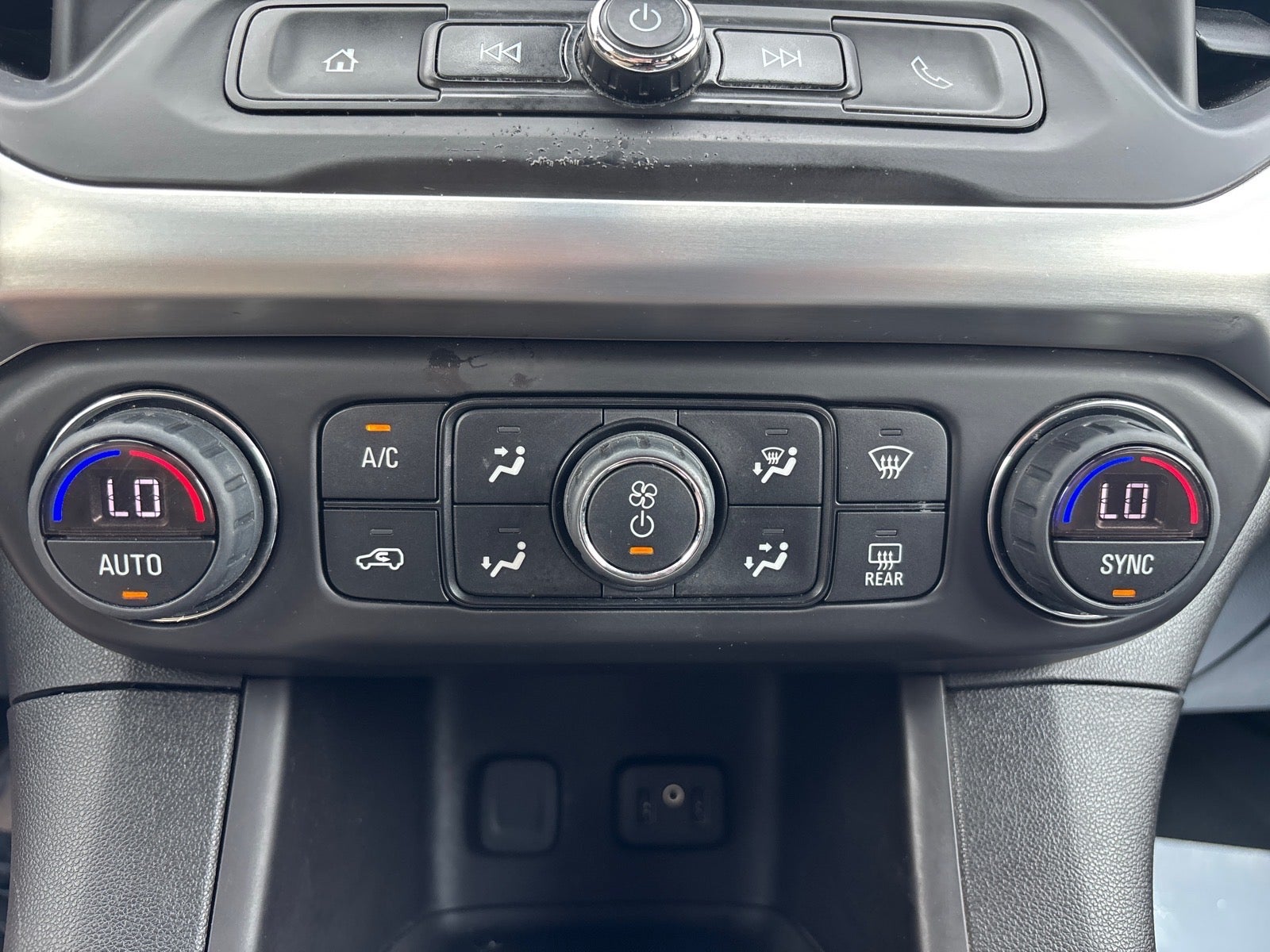2018 GMC Acadia SLE-1