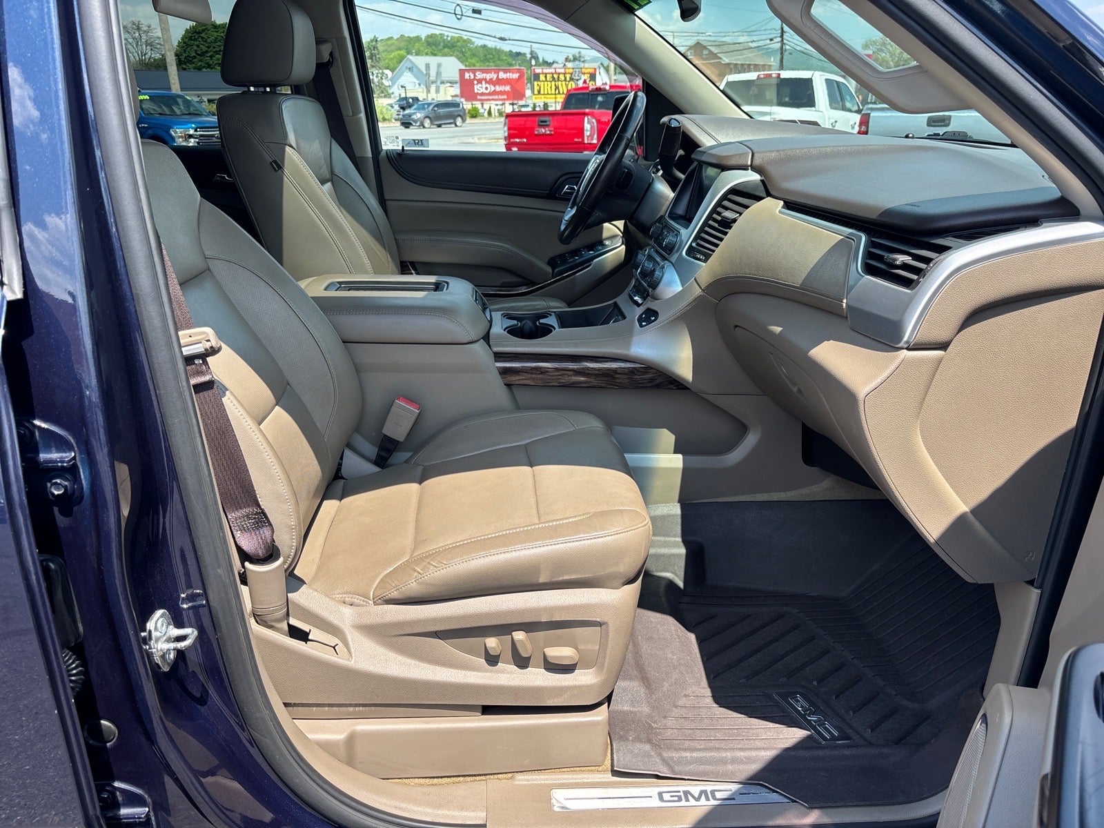 2017 GMC Yukon SLT