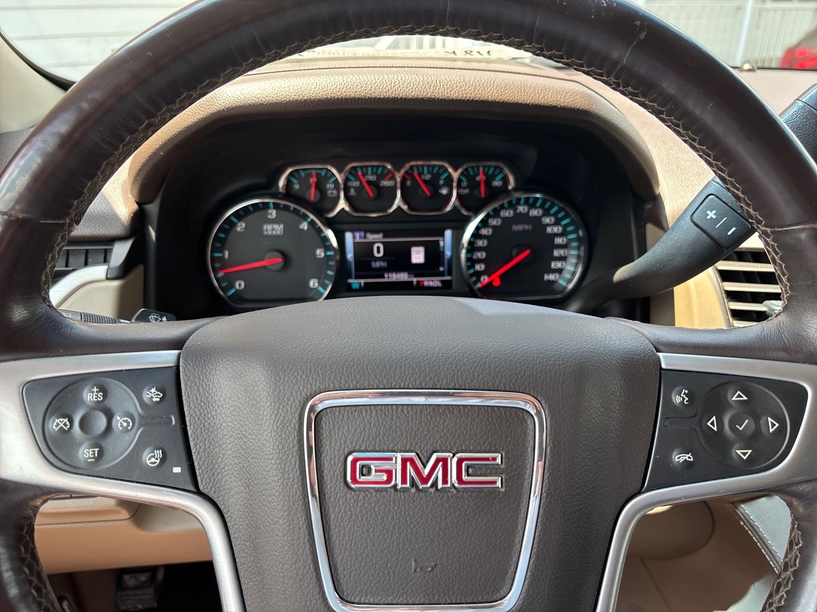 2017 GMC Yukon SLT