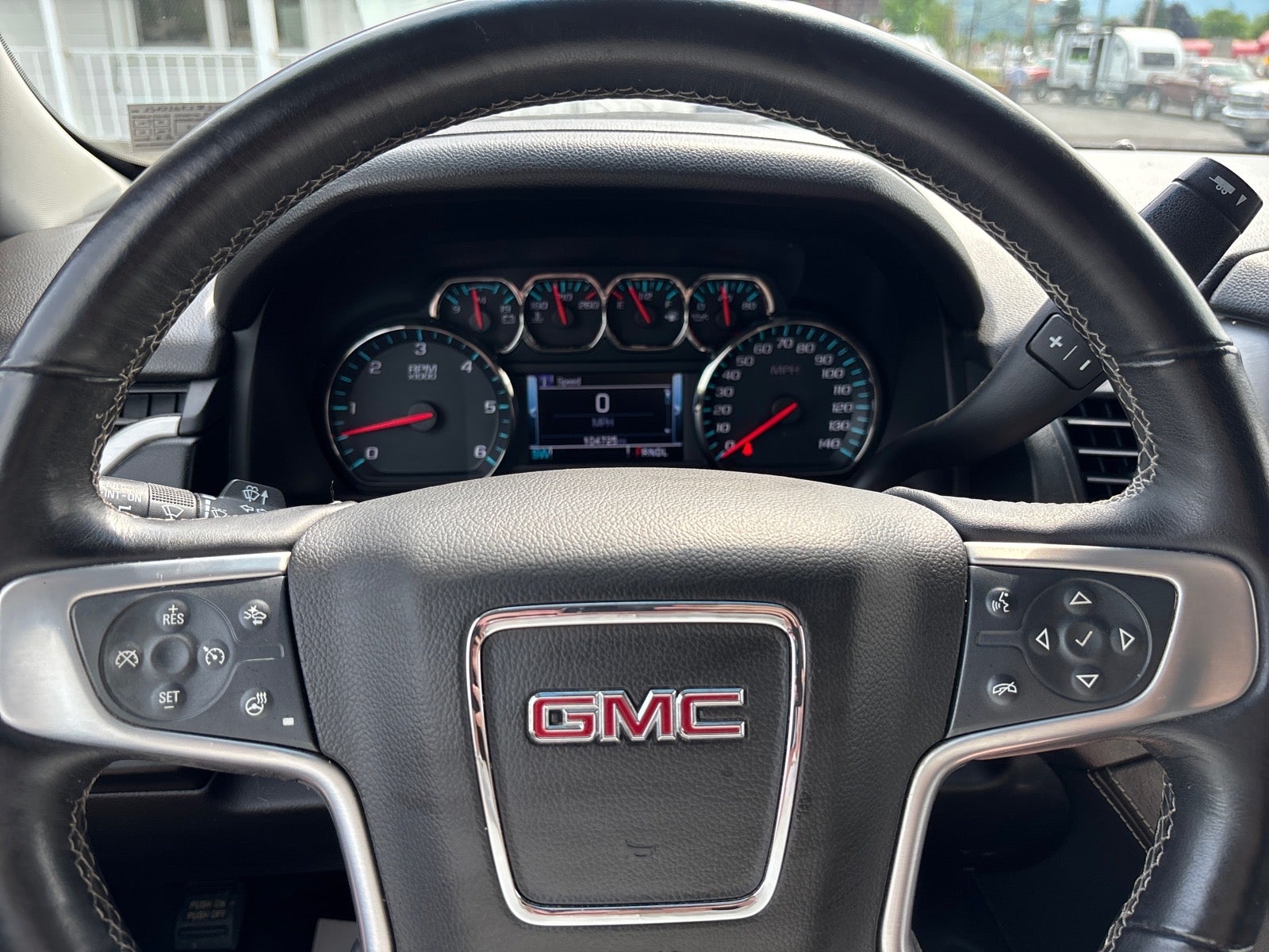 2018 GMC Yukon XL SLT