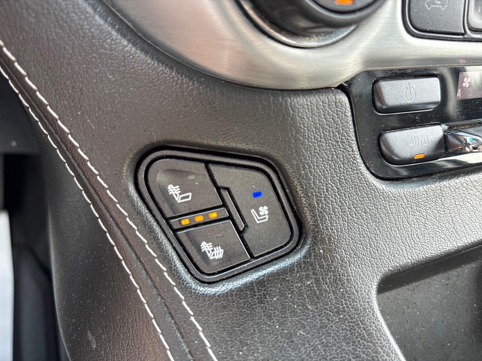 2018 GMC Yukon XL SLT