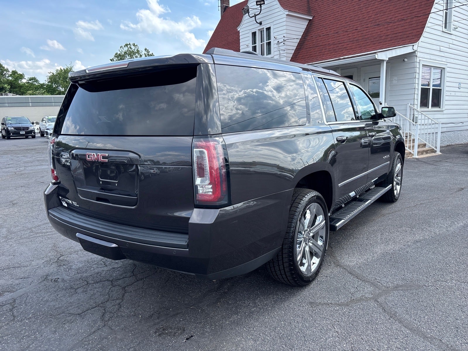 2018 GMC Yukon XL SLT