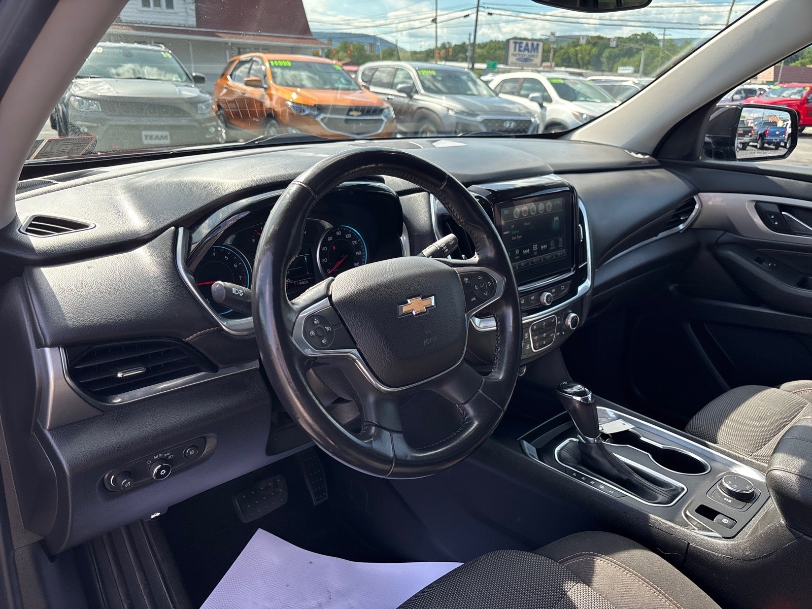 2018 Chevrolet Traverse LT Cloth