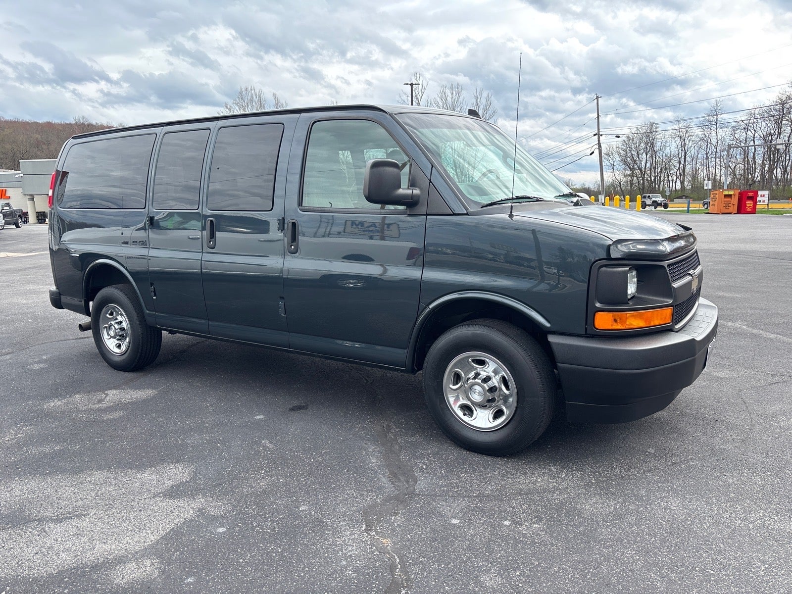 2017 Chevrolet Express LS 2500