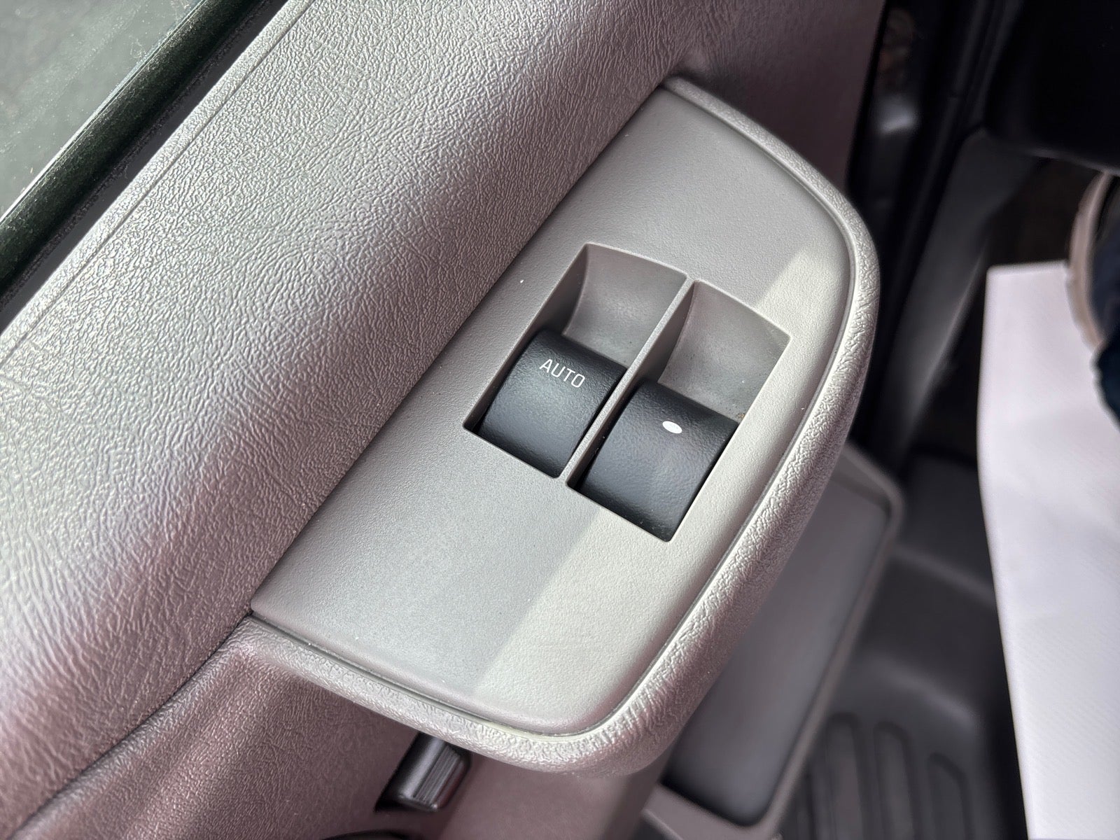 2017 Chevrolet Express LS 2500