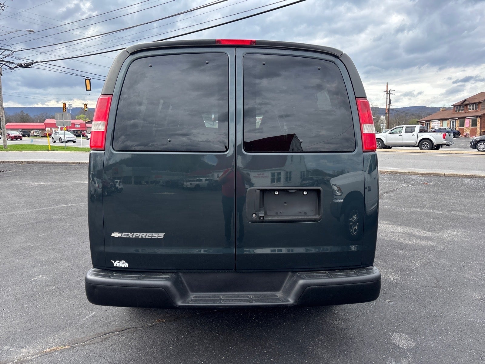 2017 Chevrolet Express LS 2500