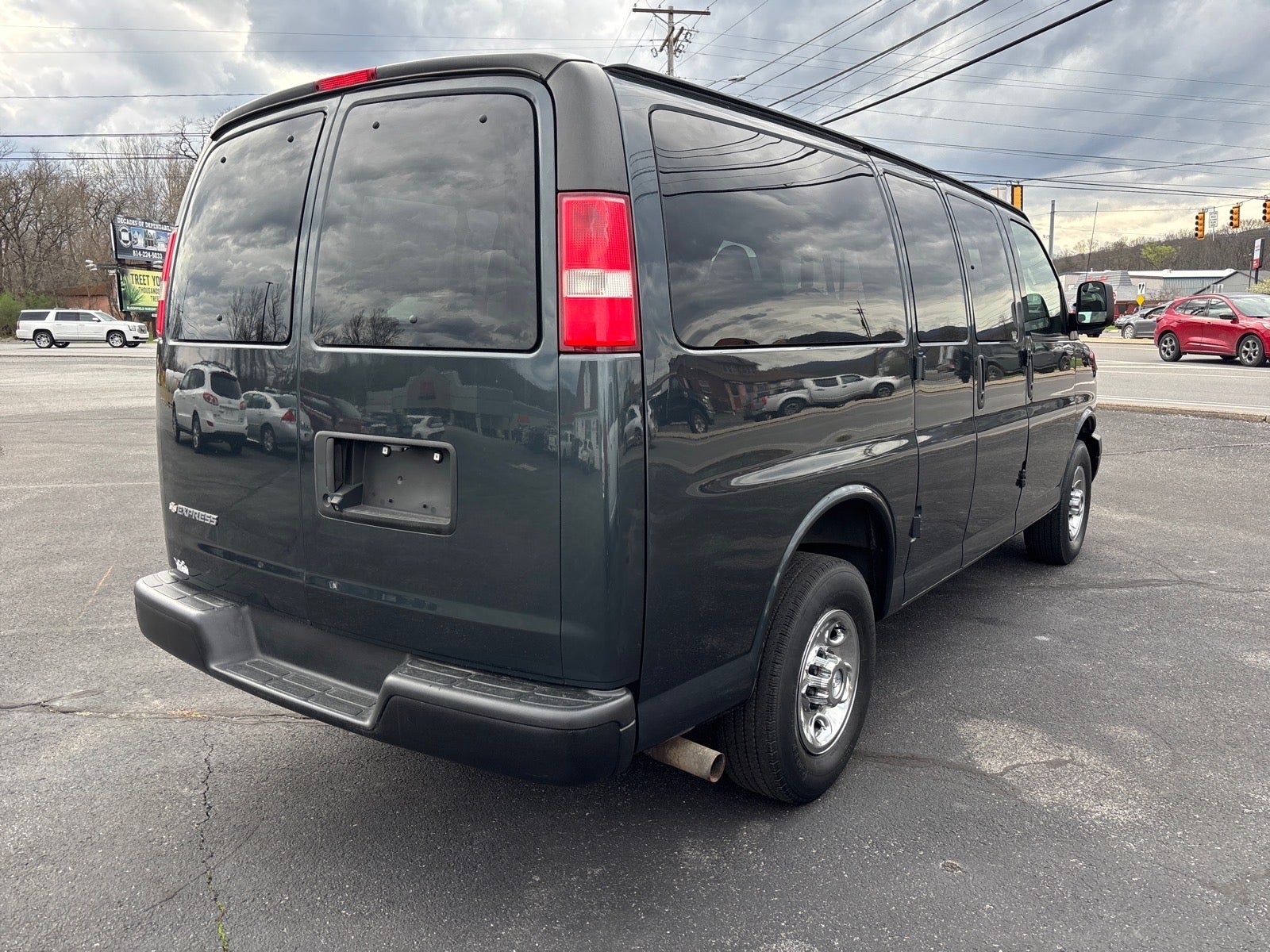 2017 Chevrolet Express LS 2500