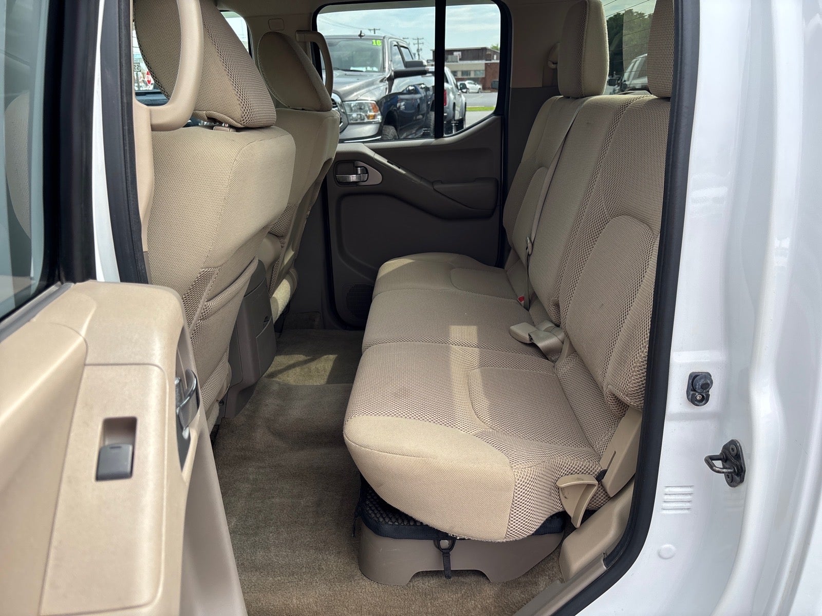 2012 Nissan Frontier SV V6