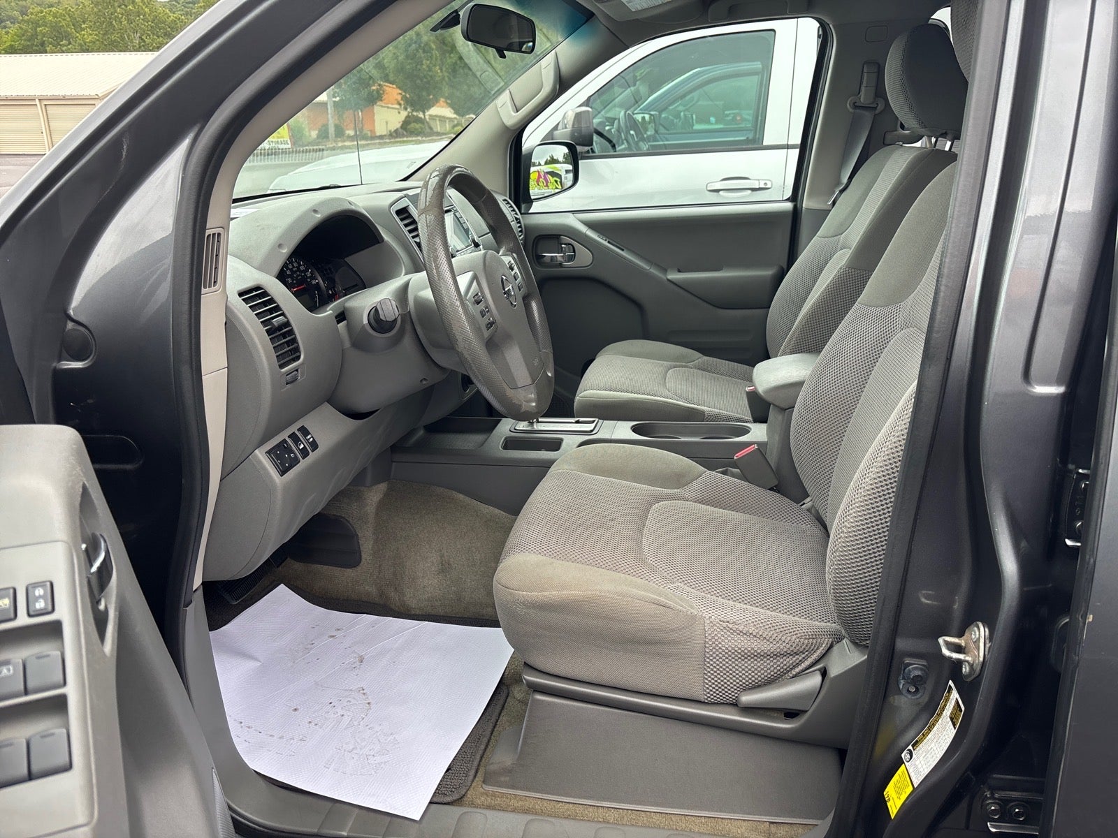 2017 Nissan Frontier SV