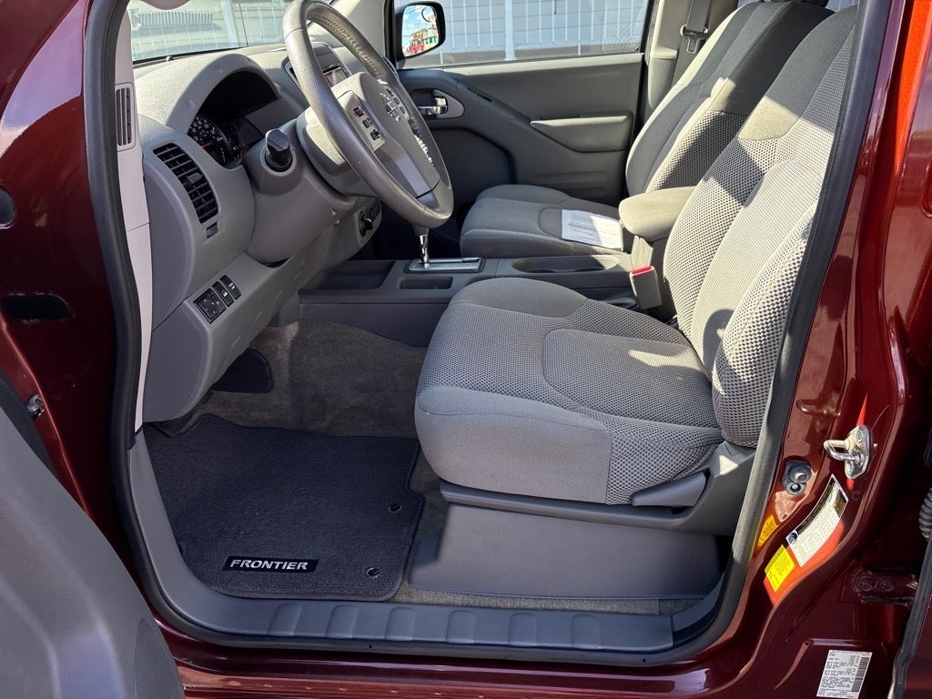 2017 Nissan Frontier SV