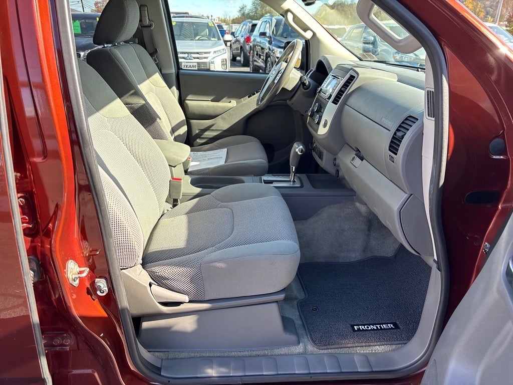 2017 Nissan Frontier SV