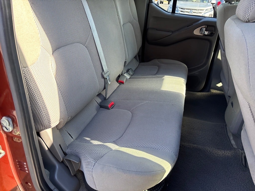 2017 Nissan Frontier SV