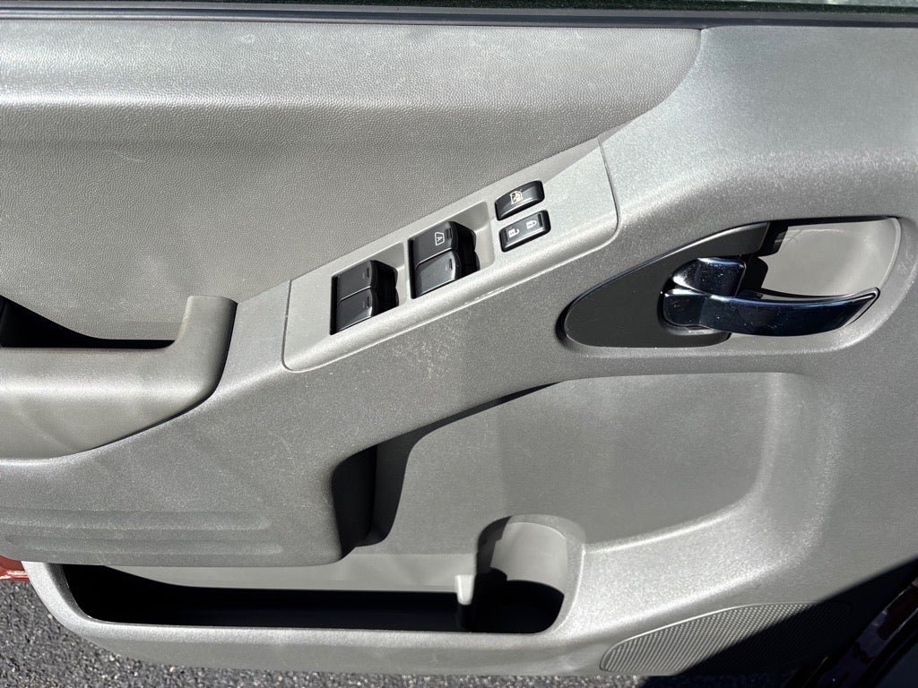 2017 Nissan Frontier SV