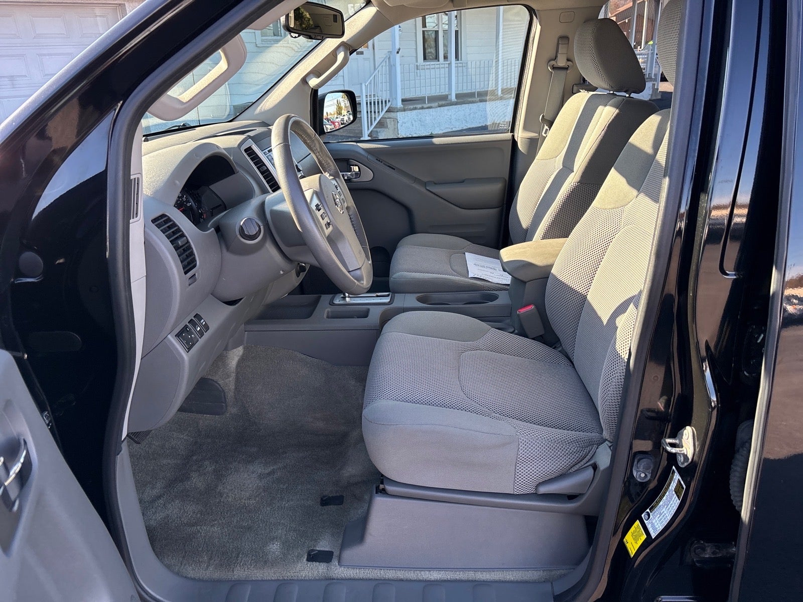 2017 Nissan Frontier SV