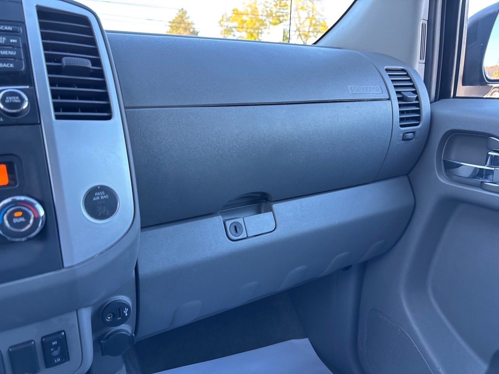 2017 Nissan Frontier SV
