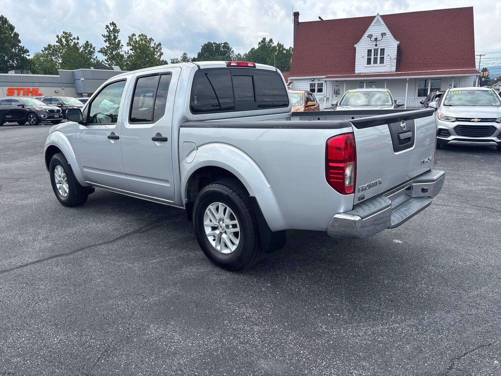 2021 Nissan Frontier SV