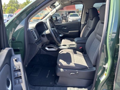 2022 Nissan Frontier SV