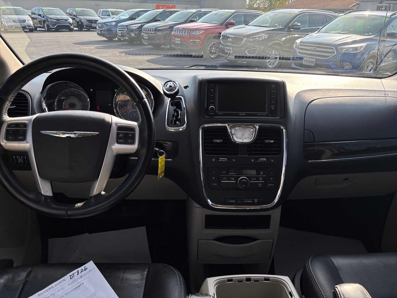2016 Chrysler Town and Country Touring