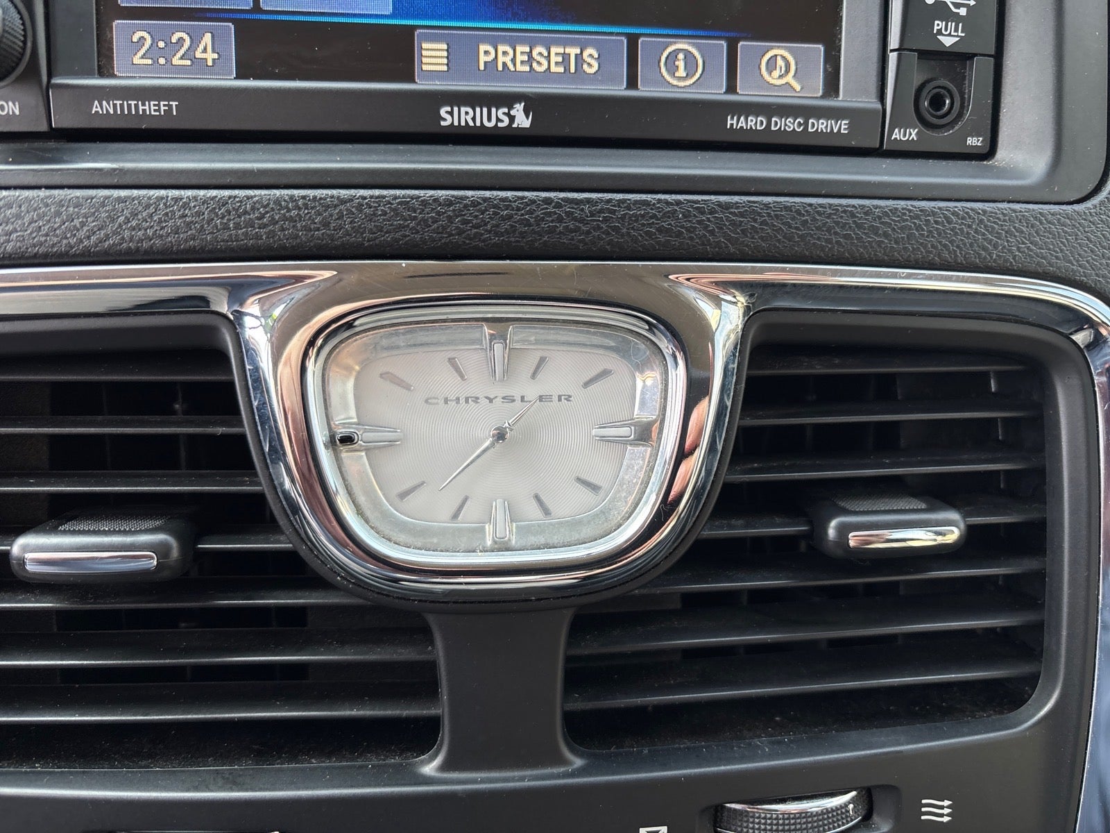 2016 Chrysler Town and Country Touring
