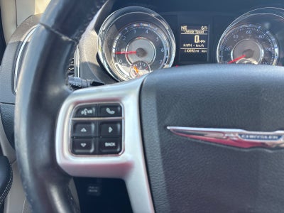 2016 Chrysler Town and Country Touring