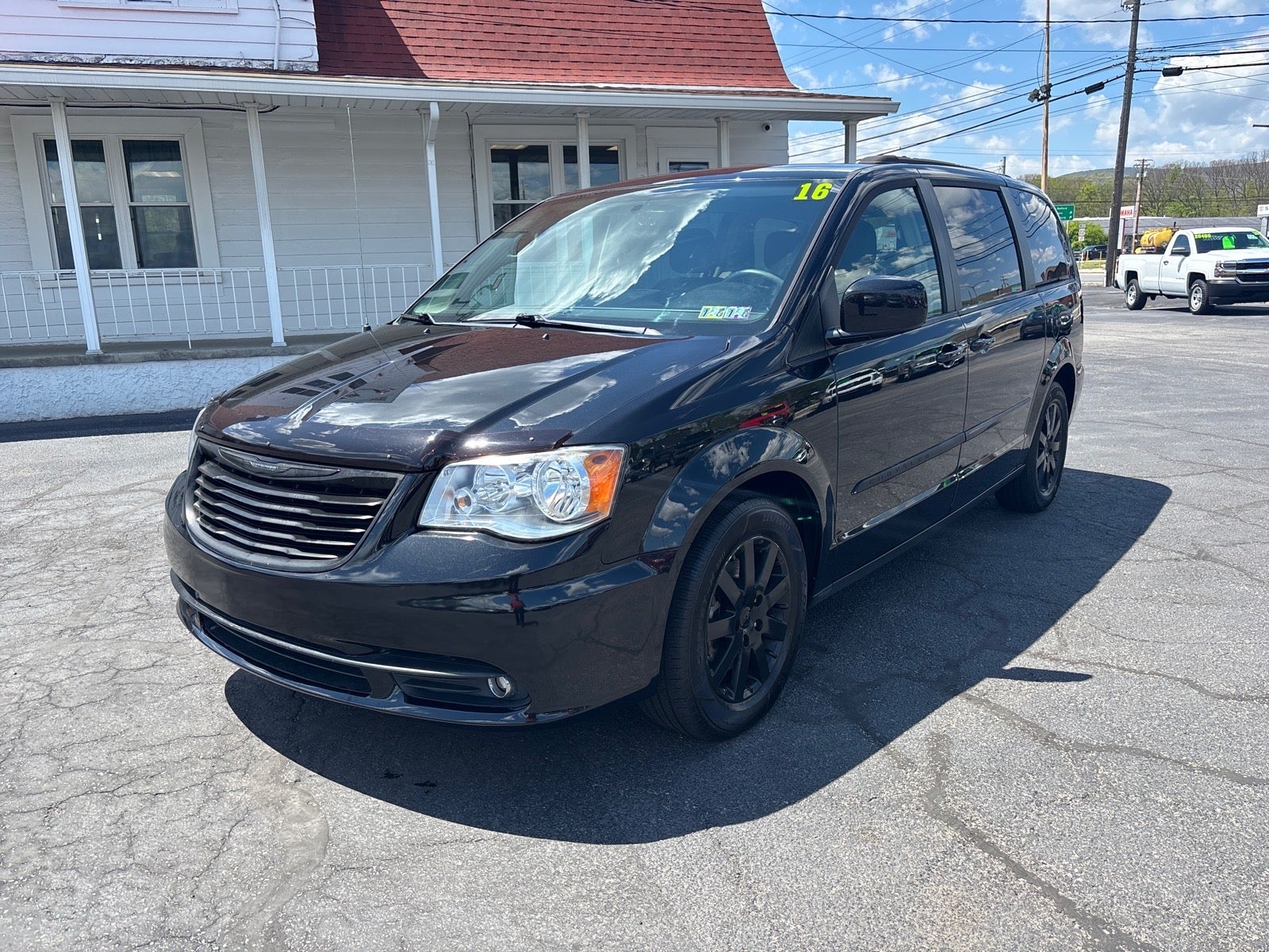 2016 Chrysler Town and Country Touring