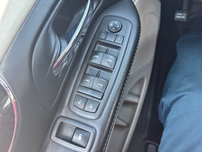 2016 Chrysler Town and Country Touring