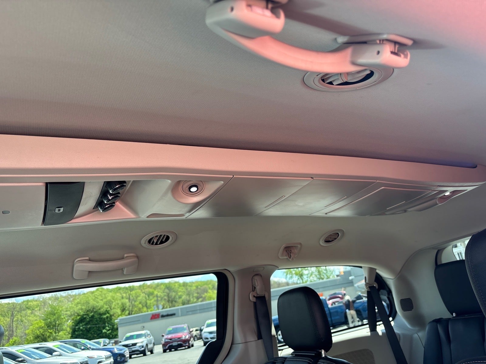 2016 Chrysler Town and Country Touring
