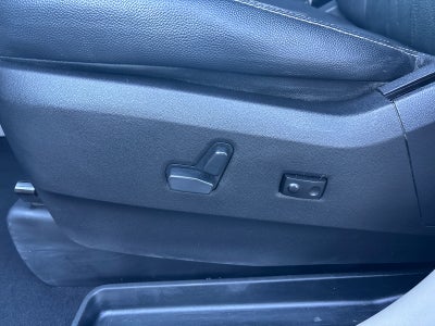 2016 Chrysler Town and Country Touring