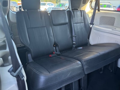 2016 Chrysler Town and Country Touring