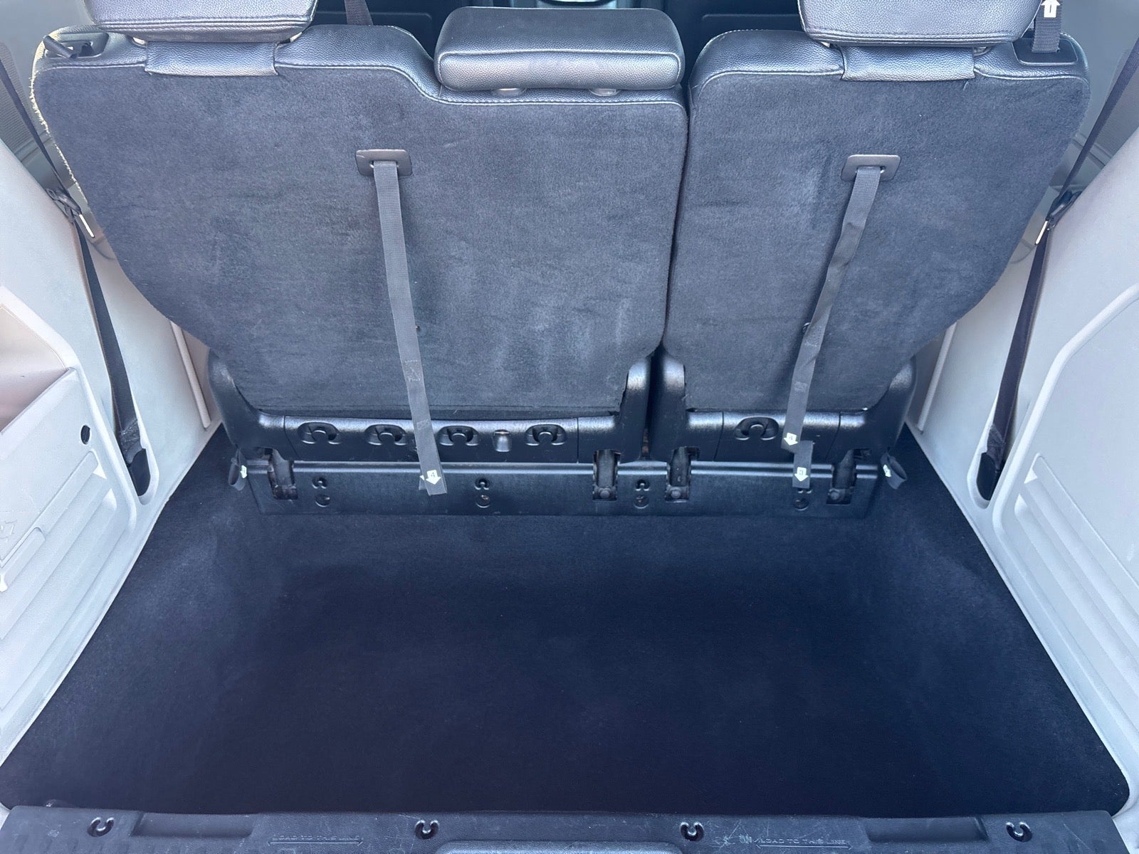 2016 Chrysler Town and Country Touring