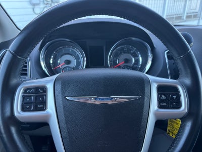 2016 Chrysler Town and Country Touring