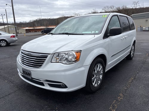 2016 Chrysler Town and Country Touring
