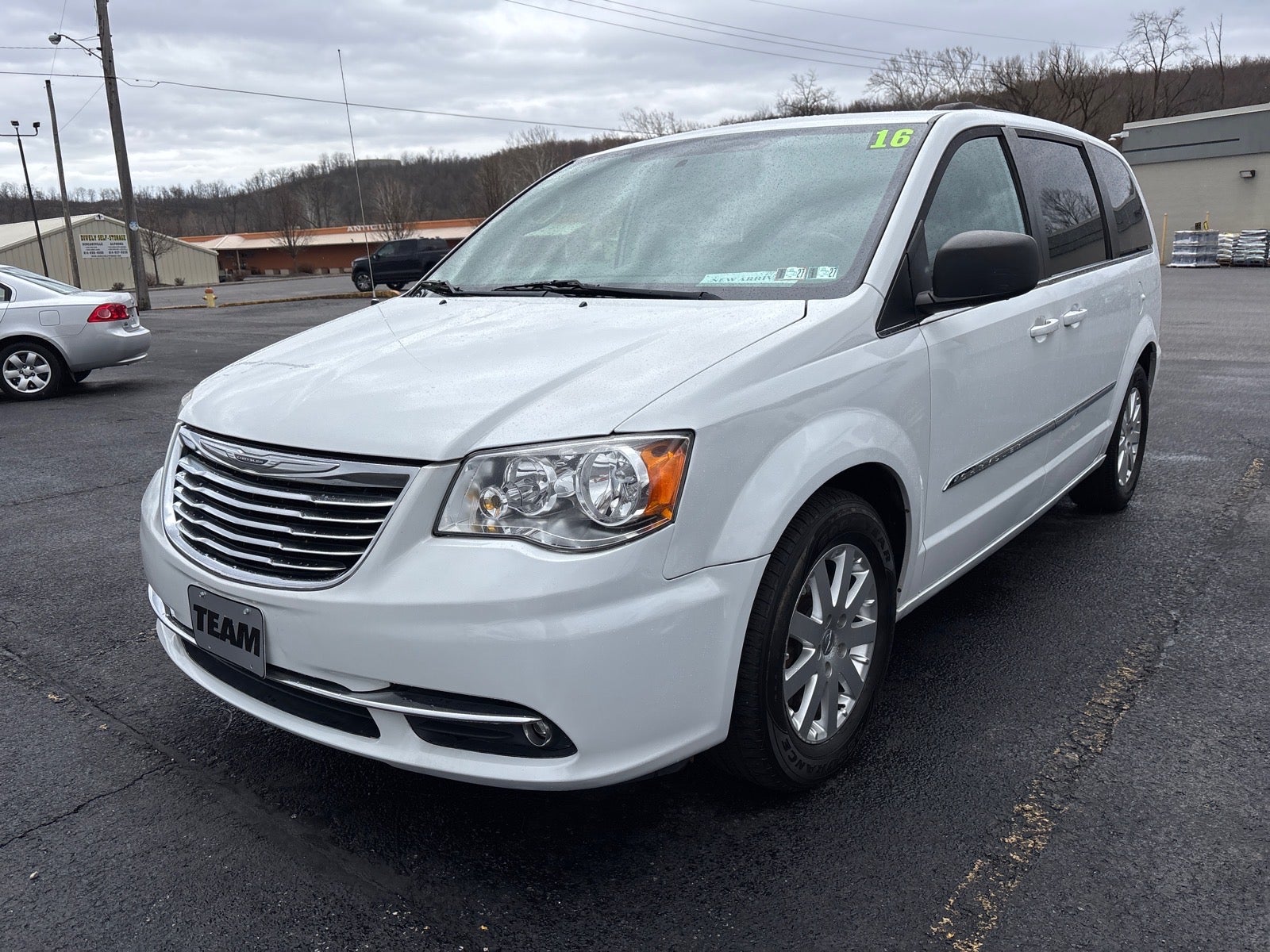 2016 Chrysler Town and Country Touring