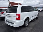 2016 Chrysler Town and Country Touring