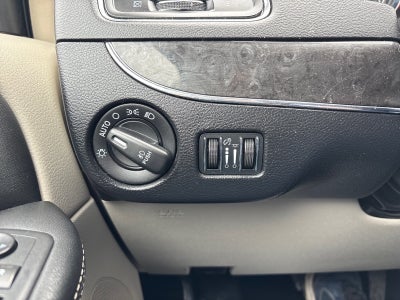 2016 Chrysler Town and Country Touring