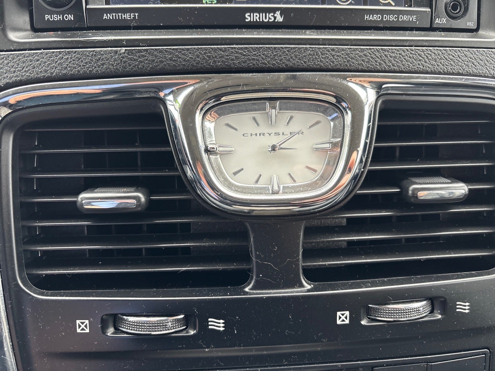 2016 Chrysler Town and Country Touring