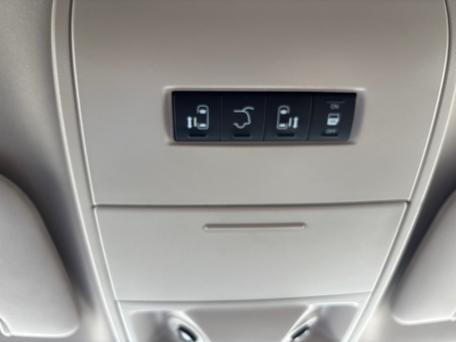 2016 Chrysler Town and Country Touring