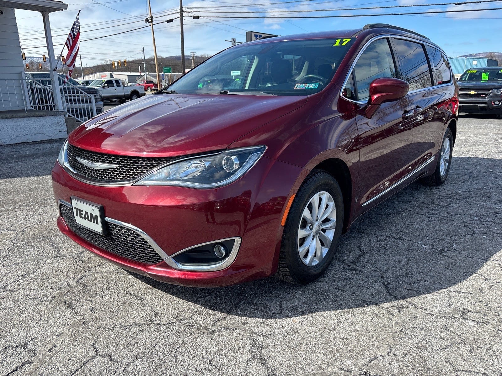 2017 Chrysler Pacifica Touring-L